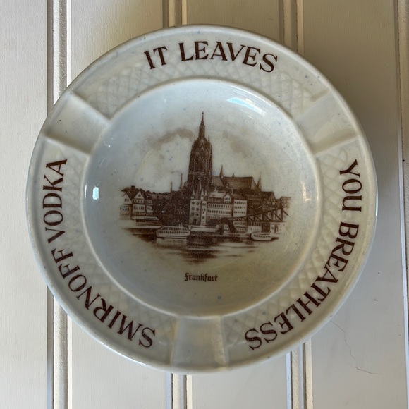 Vintage Smirnoff Vodka ashtray VINTAGE 5”  Frankfurt - Picture 2 of 8